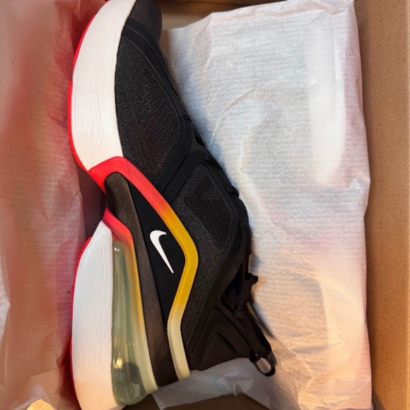 Brand new ⚠️ Nike Black Sneakers with Yellow and Red accent
Women’s (size 11) - Picture 5 of 6